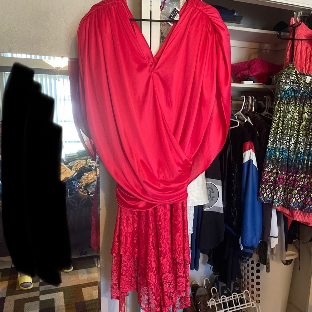 Vintage 80’s red dress